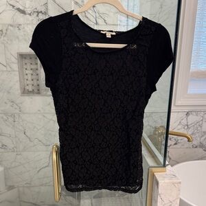 Bordeaux Black Lace Short Sleeve Top